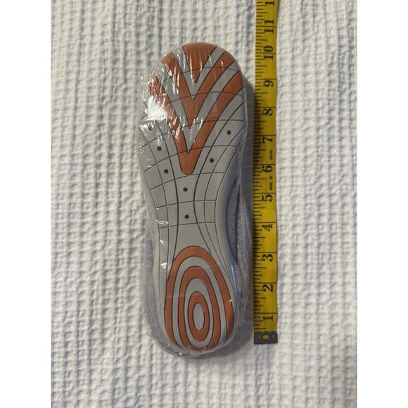 NWT White Orange Water Shoes Beach Resort Pool Vacation - Picture 3 of 4